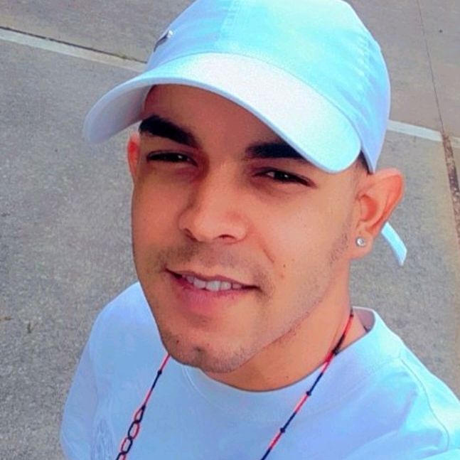Profile Picture of Christopher Echevarria (@christopherechev8) on Tiktok