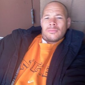 Profile Picture of John Brown (@billone671) on Twitter