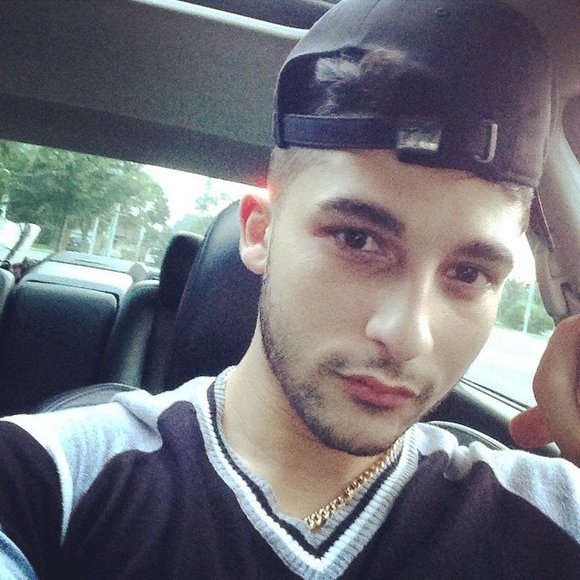 Profile Picture of Ken Price (@kanan214) on Poshmark