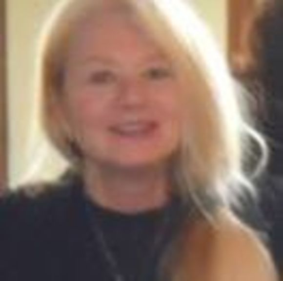 Profile Picture of Jola Budek (@514326jola) on Poshmark