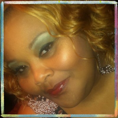 Profile Picture of Nina Sutton (@MargareeBoyd) on Twitter