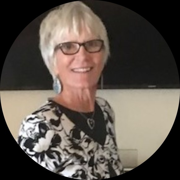 Profile Picture of Pamela Hughes (@pamelahughes700) on Poshmark