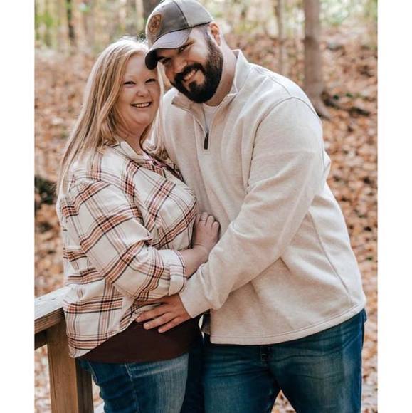 Profile Picture of Deserae Okuly (@desiokuly7) on Poshmark