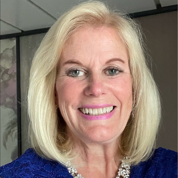 Profile Picture of Nancy Chaney (@nanceg1128) on Poshmark