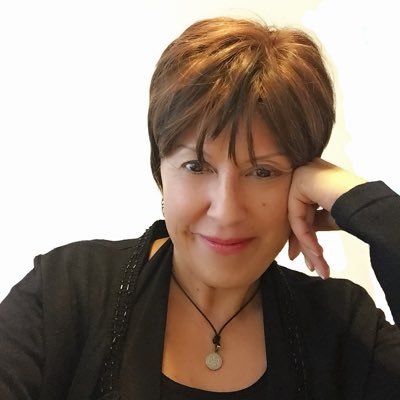 Profile Picture of Patricia Luna (@reposteriando) on Twitter