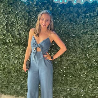Profile Picture of Elizabeth Pendleton (@elizabeth_pendleton) on Instagram