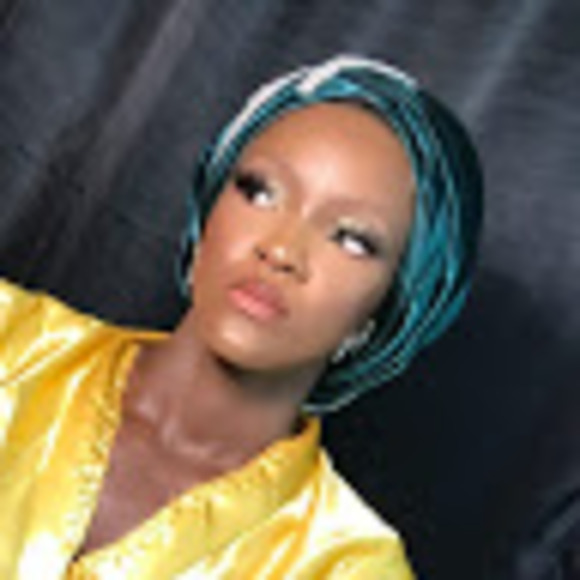 Profile Picture of Amaka Osafile (@amakaosafile) on Poshmark