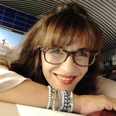 Profile Picture of Mònica De Les Cases (@monicadlcases) on Twitter