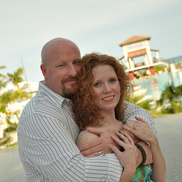 Profile Picture of April Beaty (@abeatymom79) on Poshmark