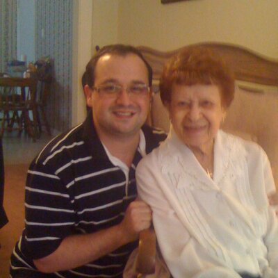 Profile Picture of Chris Danos (@machine_learnin) on Twitter
