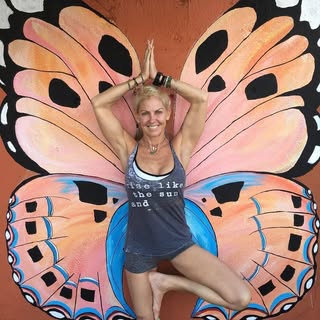 Profile Picture of Deborah Miller (@deborahmilleryogini) on Instagram