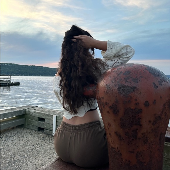 Profile Picture of Daniella Passarelli (@daniellapassare) on Poshmark