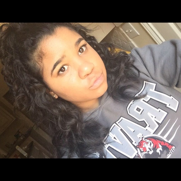 Profile Picture of Ramiah Johnson (@ramiah_) on Poshmark