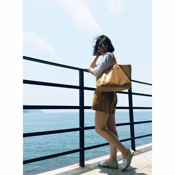 Profile Picture of Min Liu (@min_liu) on Poshmark