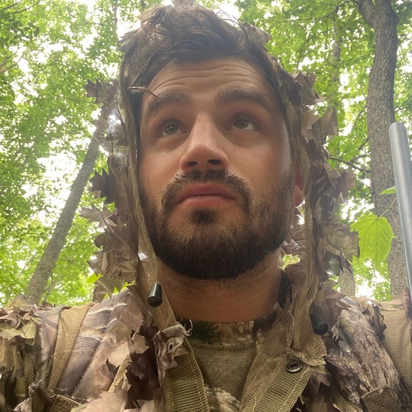 Profile Picture of Andre Babineaux (@andre_babineaux) on Poshmark