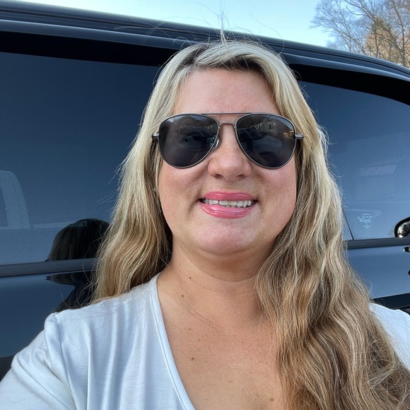 Profile Picture of Rebecca Marsillett (@rmarsillett) on Poshmark