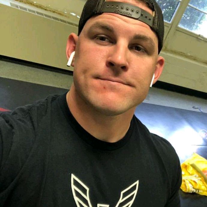 Profile Picture of Andrew poter (@user7491560888594) on Tiktok