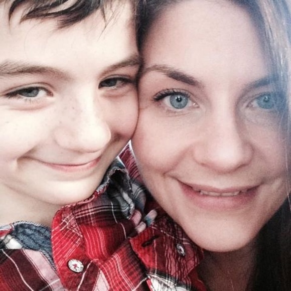 Profile Picture of Lohan Deschambault (@lohan_d) on Poshmark