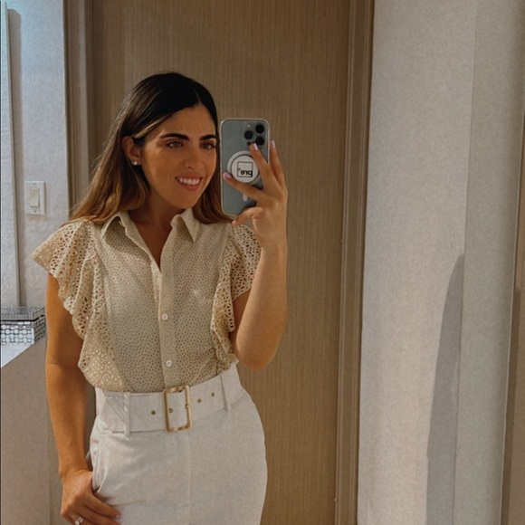 Profile Picture of Fabiola Ramos (@fabiolaramos204) on Poshmark