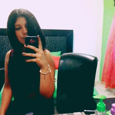 Profile Picture of Isabel Villalobos (@isabel1774) on Twitter