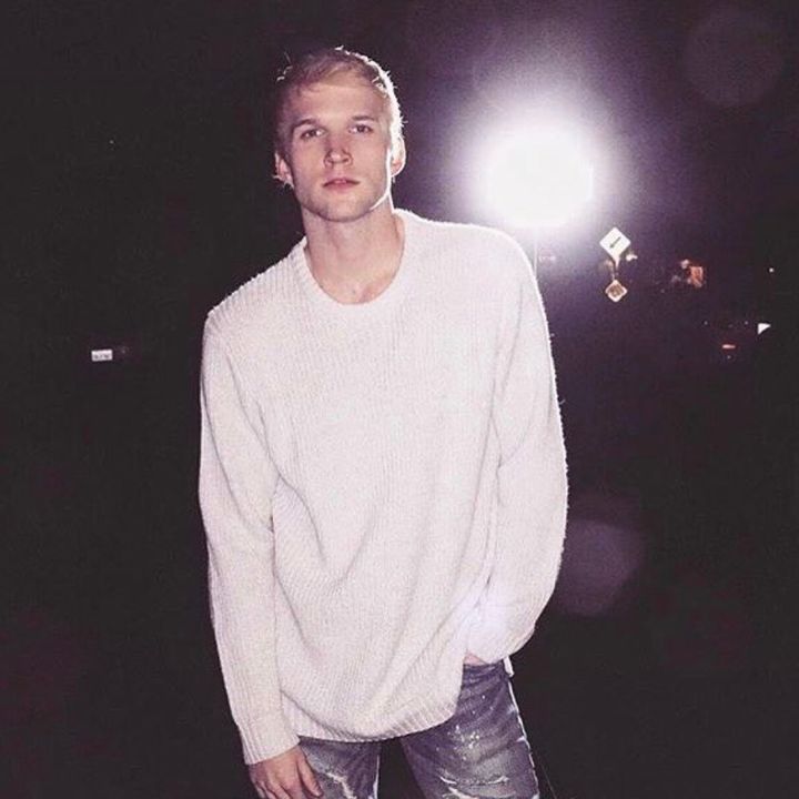 Profile Picture of Aaron Scheff (@aaronscheff) on Tiktok