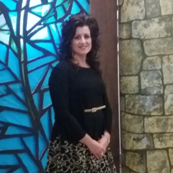 Profile Picture of Joni Proctor (@nojicakes25) on Poshmark