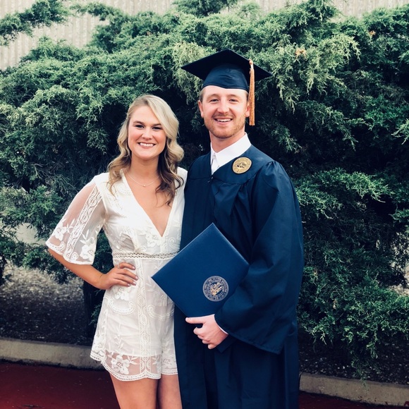 Profile Picture of Kyle Boltersdorf (@kylebolt71) on Poshmark