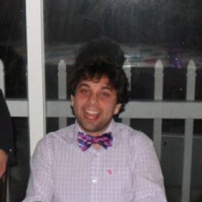 Profile Picture of Daniel Schiavo (@LovesMyBeard) on Twitter