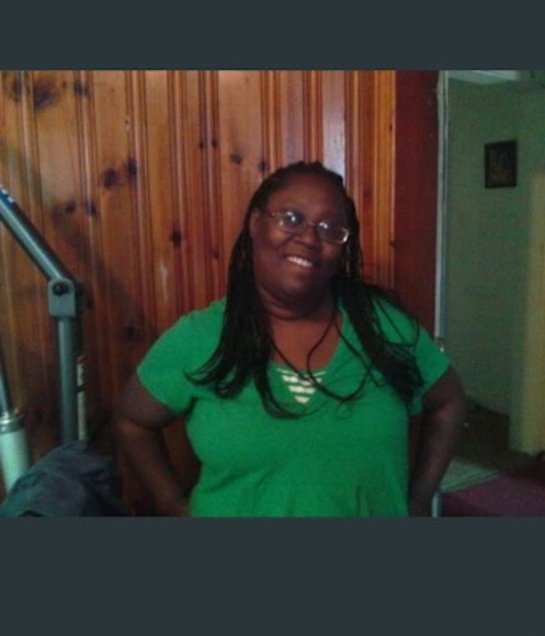 Profile Picture of Deborahj Warren (@deborahj_warren) on Poshmark