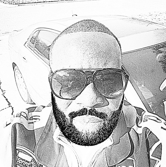 Profile Picture of Kalvin Johnson (@snoozr42) on Poshmark