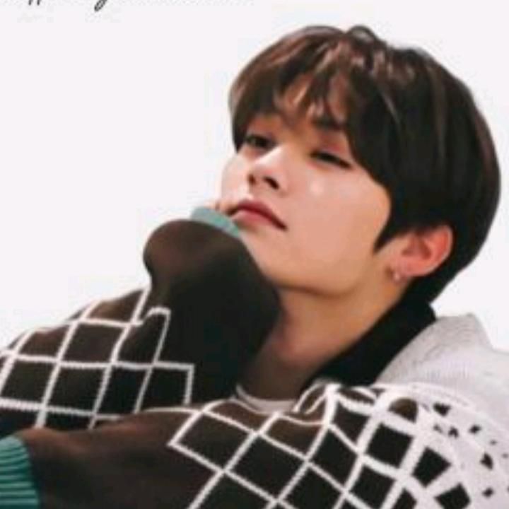 Profile Picture of RobinWright (@qsq6cisimow) on Tiktok