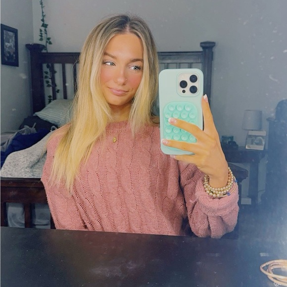 Profile Picture of Brianna Galloway (@briannagalloway) on Poshmark