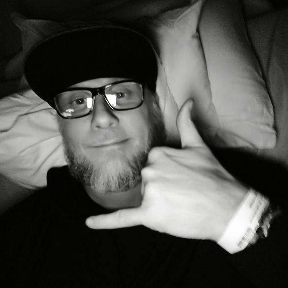 Profile Picture of Greg Hooks (@greghooks) on Poshmark