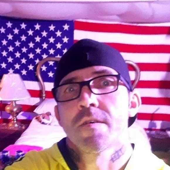 Profile Picture of Kevin Mcgary (@kevinmcgary76) on Poshmark
