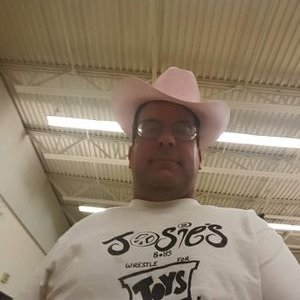 Profile Picture of Adam Purdy (@716762a63dc8472) on Twitter