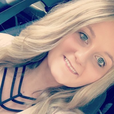 Profile Picture of 🖤LeaAnn🖤 (@LeaAnnHelms) on Twitter