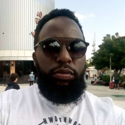 Profile Picture of Elikim (@elikimani) on Twitter