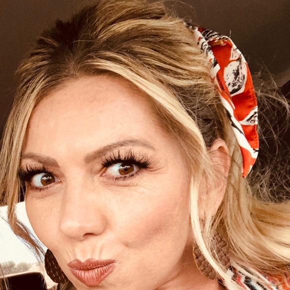 Profile Picture of Misty Smart (@mistysmart) on Poshmark