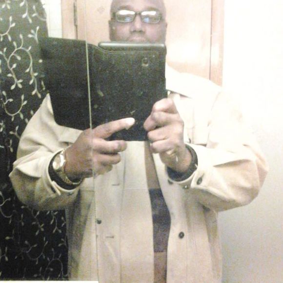 Profile Picture of Paul Dunlap (@pauldunlap12) on Poshmark
