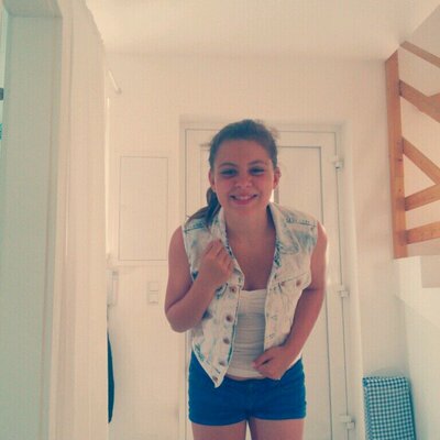 Profile Picture of Nadine (@NadineVukits) on Twitter