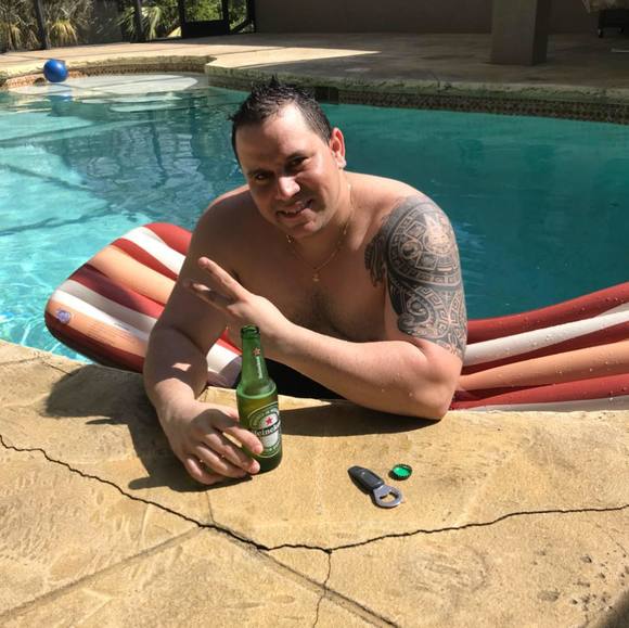 Profile Picture of Emilio rubén Ferrera omar (@erferrera) on Poshmark