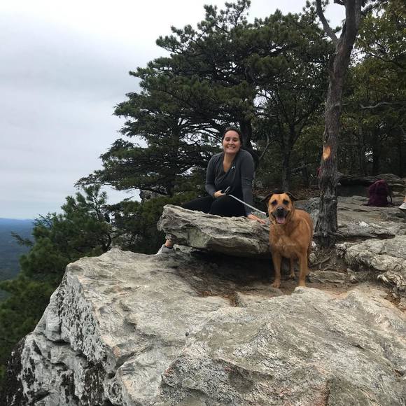 Profile Picture of Jackie Aranibar (@jackiearanibar) on Poshmark