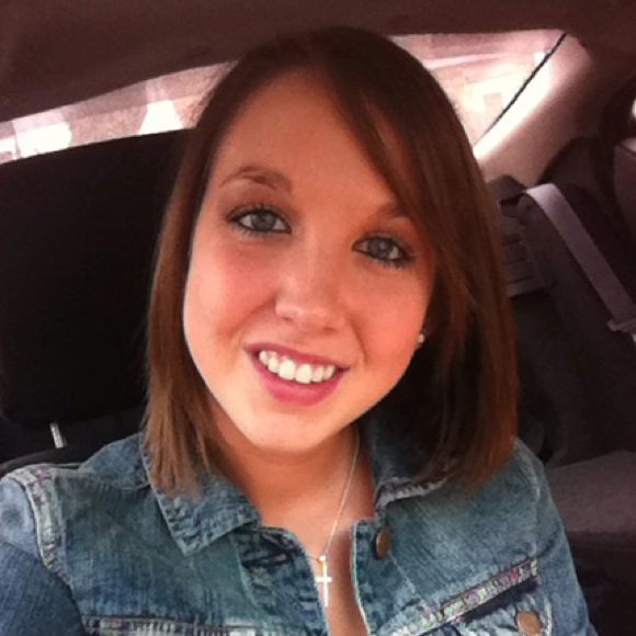 Profile Picture of Morgan Cyprowski (@mcyprowski12) on Poshmark