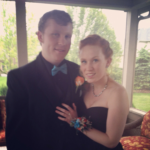 Profile Picture of Anna Vessely (@amvessely) on Poshmark