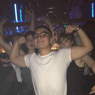 Profile Picture of Robin He (@Robin-He) on Facebook