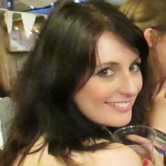 Profile Picture of Elizabeth Lacey (@LizDeichen) on Twitter