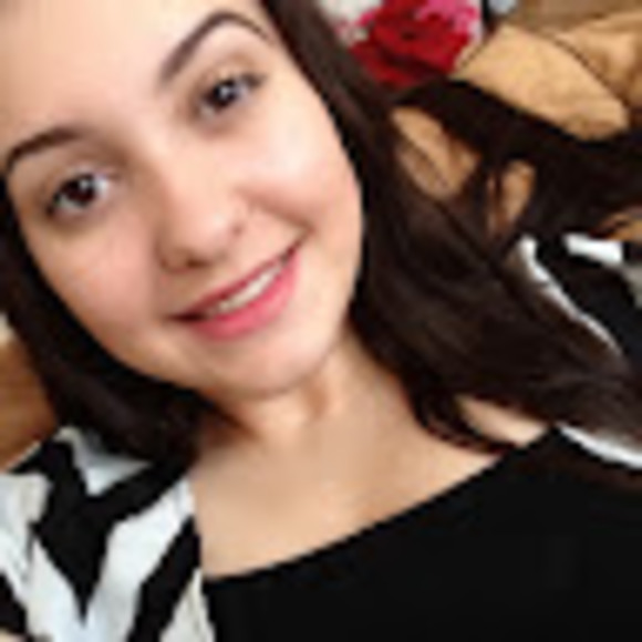 Profile Picture of Sam Araujo (@samaraujo336) on Poshmark