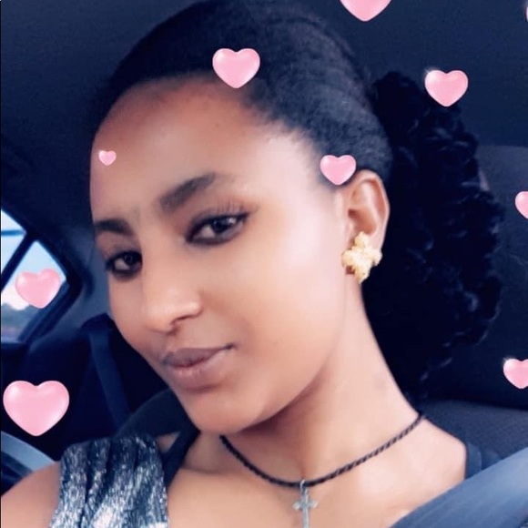 Profile Picture of Kibr Asefa (@kibr19) on Poshmark