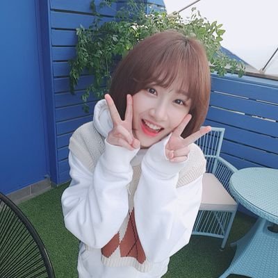 Profile Picture of 유나킴 (@eunakim102794) on Twitter