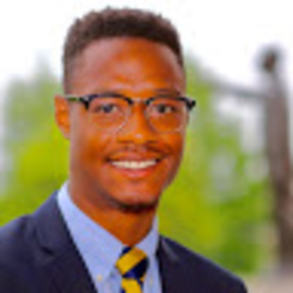 Profile Picture of Blake Benyard (@bbenyard18143) on Poshmark